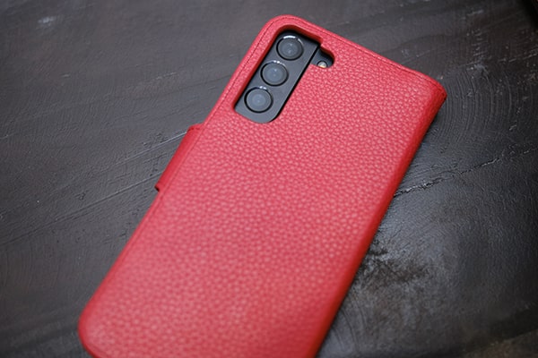 Samsung Galaxy S22+ leather case