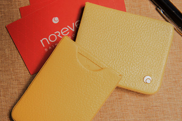 Leather case for business cards - 20 cards