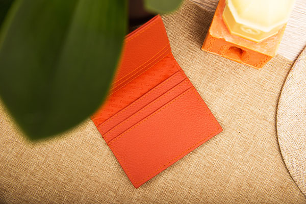 Leather case for business cards - 6 cards