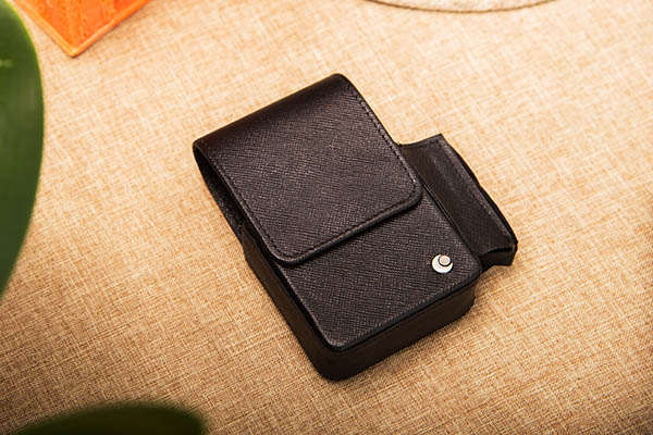 Étui cuir pour paquet de cigarettes avec poche briquet