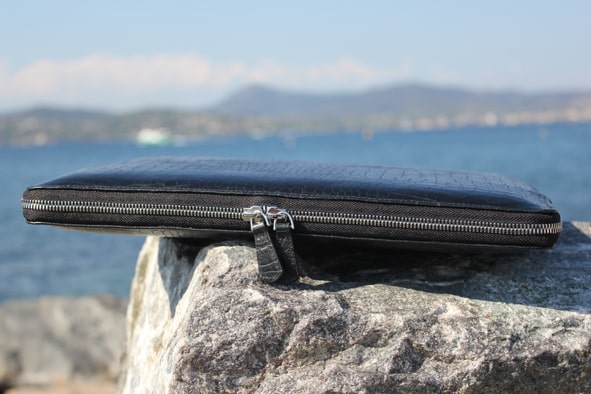 Leather case for a 13' Macbook Pro