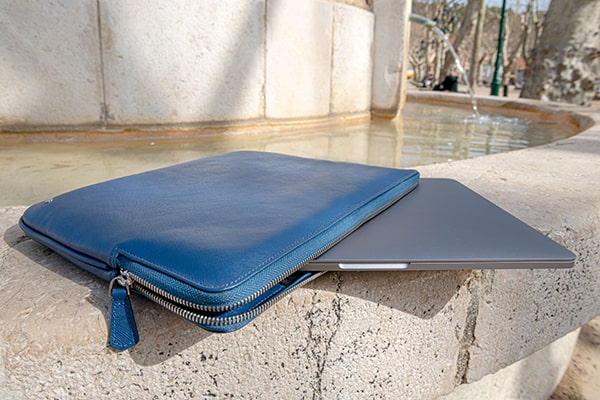 Leather case for a 13' Macbook Pro