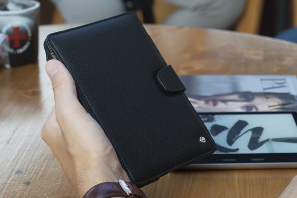 Custodia in pelle Amazon Kindle Oasis (2017)