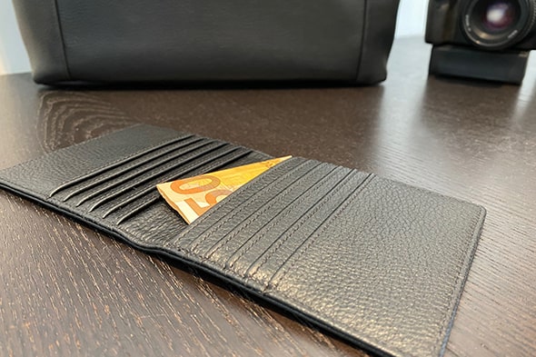 Credit card and note wallet