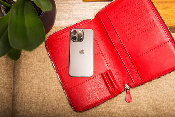 Pochette zippée pour documents de voyage