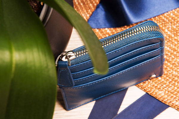 Wallet and card holder - Anti-RFID / NFC