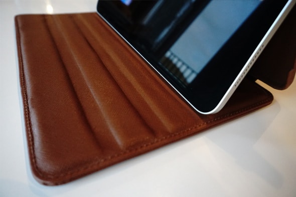 Housse cuir Apple iPad Pro 11