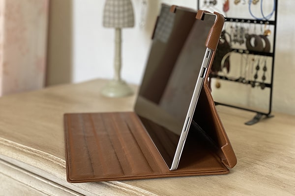 Lederschutzhülle Microsoft Surface Pro 7