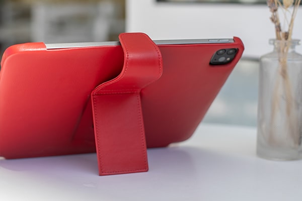 Apple iPad Pro 11' leather case