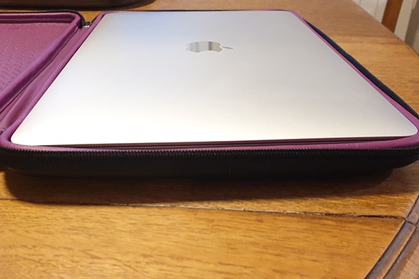 Macbook Pro 13 (2020) 寸真皮电脑保护套