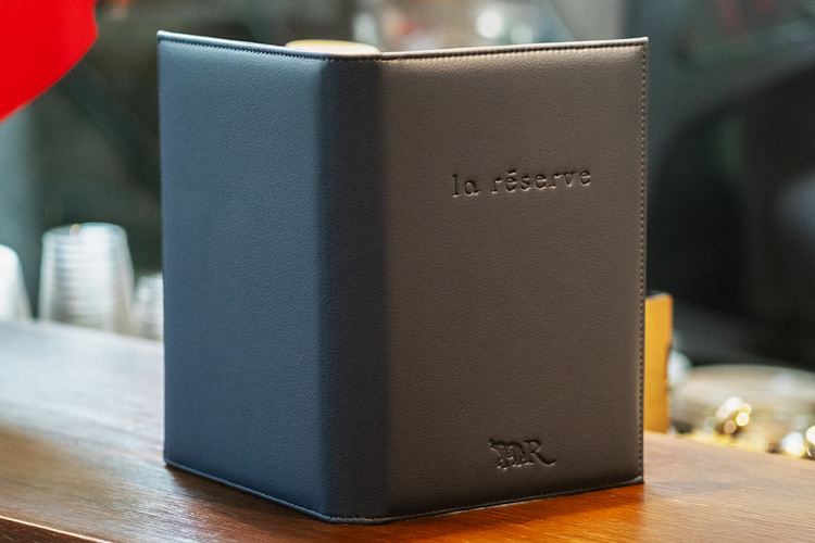 Carta de restaurante con sistema de tornillo - A5