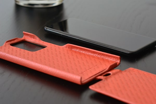 OnePlus 9 Pro leather case
