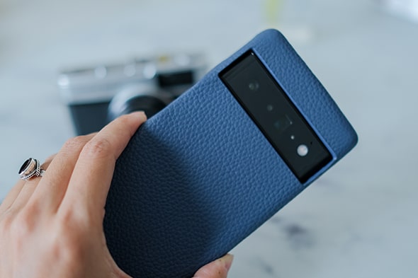 Google Pixel 6 Pro leather cover