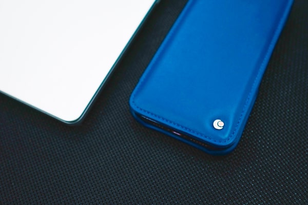 Housse cuir Apple iPhone 13 Pro Max