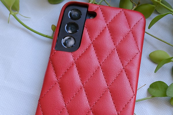 Samsung Galaxy S22+ leather cover