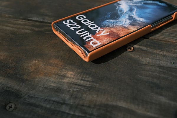 Samsung Galaxy S22 Ultra leather cover