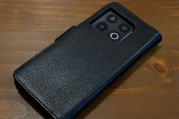 OnePlus 10 Pro leather case