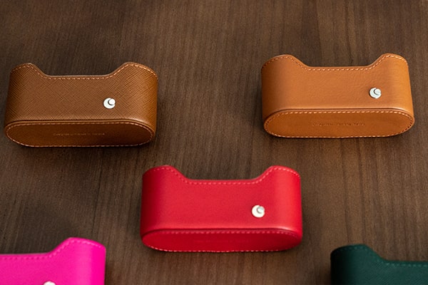 Business card holder