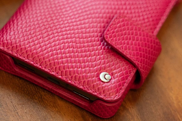 Google Pixel 7 leather case