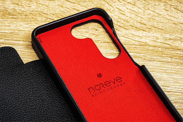 Samsung Galaxy S23 leather case