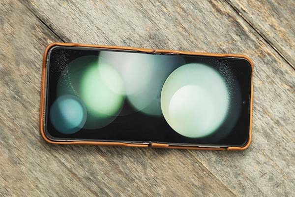 Lederschutzhülle Samsung Galaxy Z Flip5