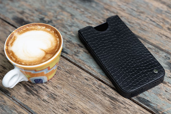 Capa em pele Apple iPhone 15 Pro