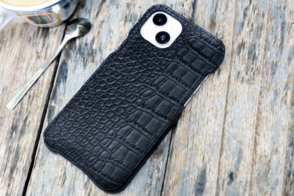 Apple iPhone 15 Plus leather cover