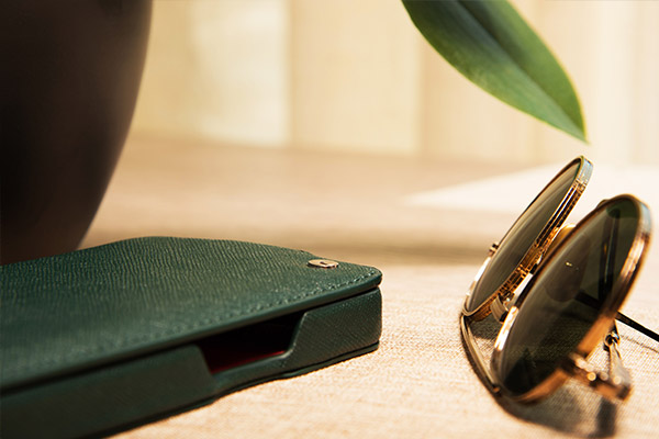 Apple iPhone 15 Plus leather case