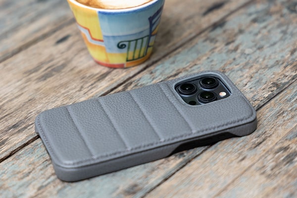 Custodia imbottita per Apple iPhone 15 Pro Max