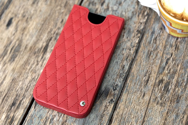 Apple iPhone 15 Pro Max leather pouch