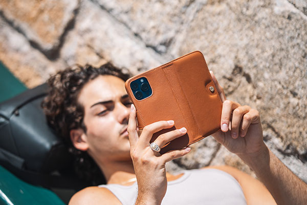 Capa em pele Apple iPhone 15 Pro Max