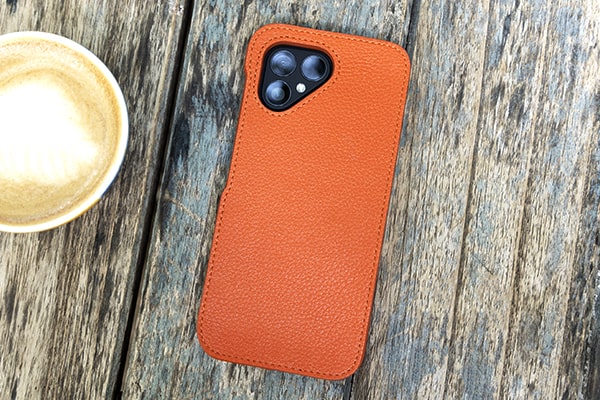 Fairphone 5 leather cover