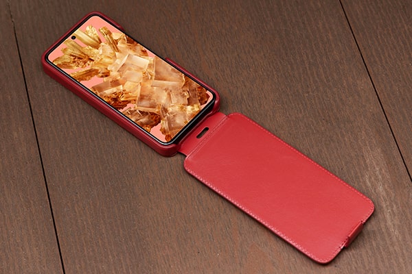 Google Pixel 8 leather case