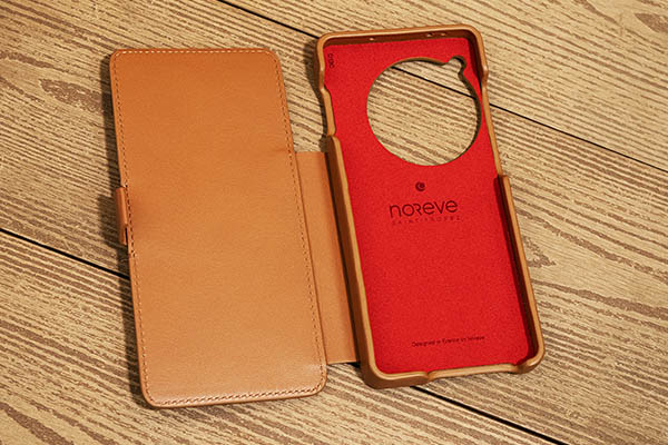 Housse cuir OnePlus 12