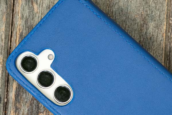 Samsung Galaxy S24 leather case