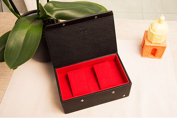 Caixa de relógios - 2 relógios