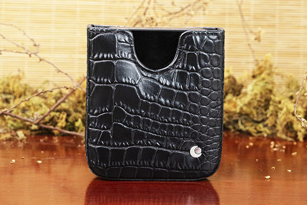 Samsung Galaxy Z Flip6 leather pouch