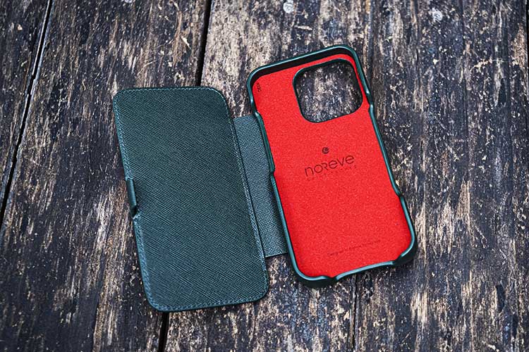 Funda de piel Apple iPhone 16 Pro