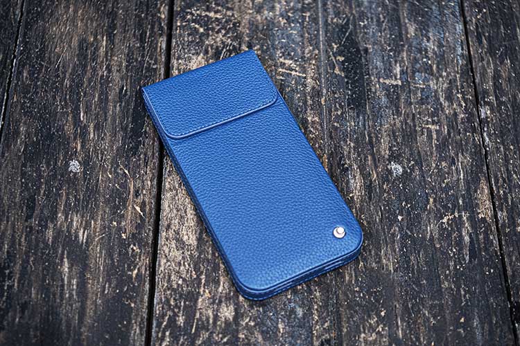 Funda de piel Apple iPhone 16 Pro