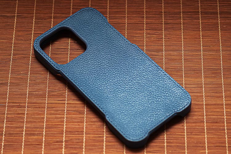 Apple iPhone 16 Pro Max leather cover