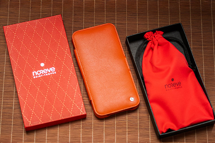 Capa em pele Apple iPhone 16 Pro Max