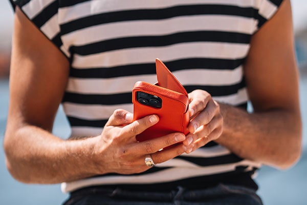 Funda de piel Apple iPhone 16 Pro Max