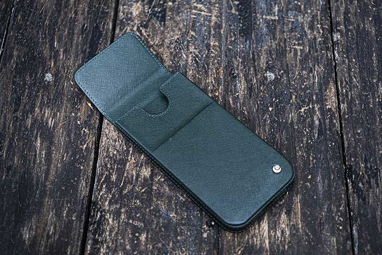 Custodia in pelle Apple iPhone 16 Pro Max