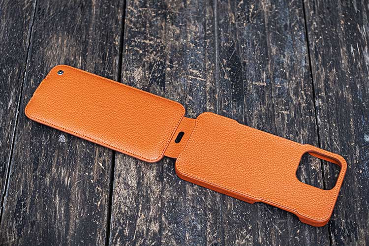 가죽 커버 Apple iPhone 16 Pro Max