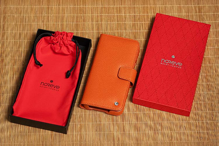 Google Pixel 9 leather wallet case