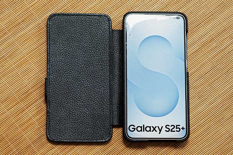 Capa em pele Samsung Galaxy S25+