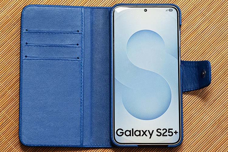 Samsung Galaxy S25+ leather wallet case