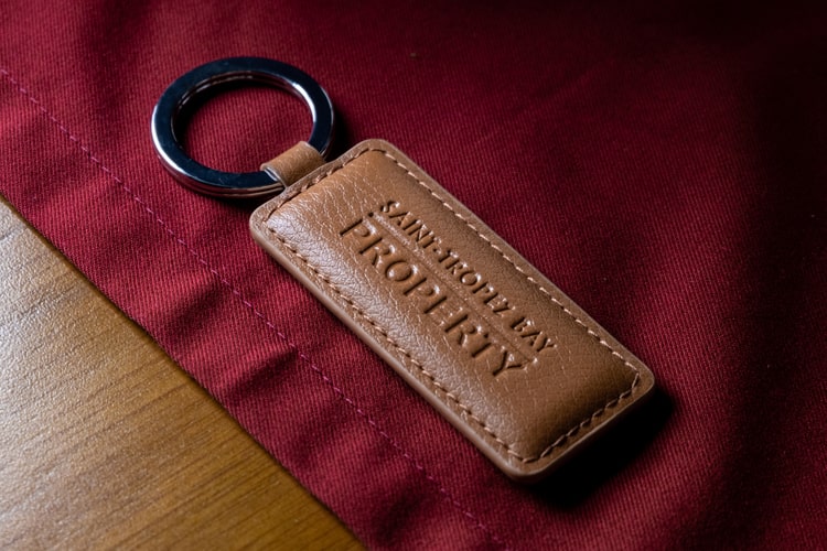 Rectangular leather key ring