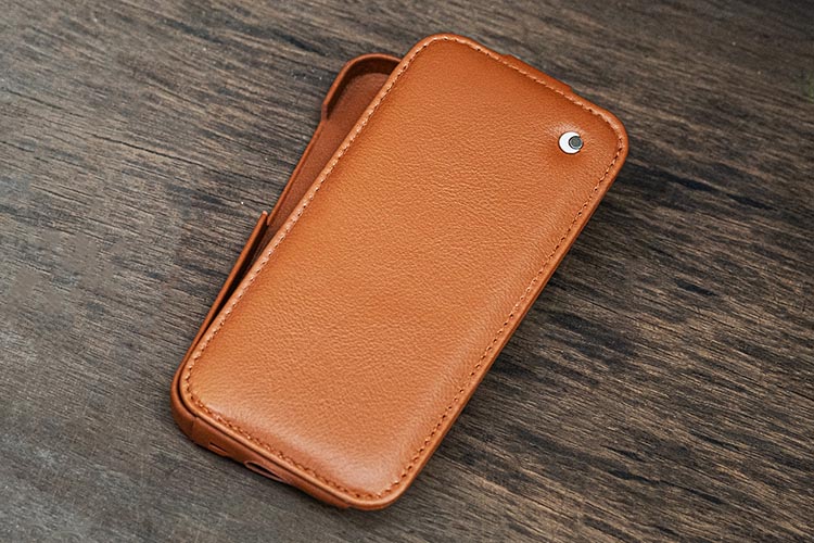 Funda de piel Apple iPhone 16e