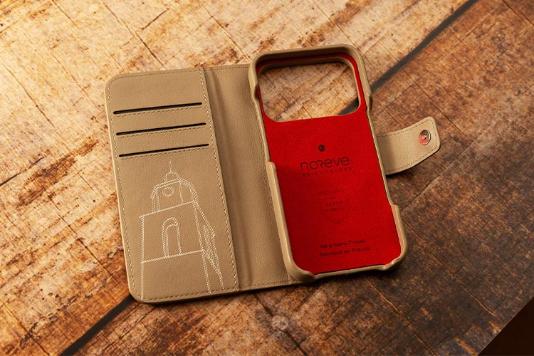 Custodia in pelle Apple iPhone 17 Pro